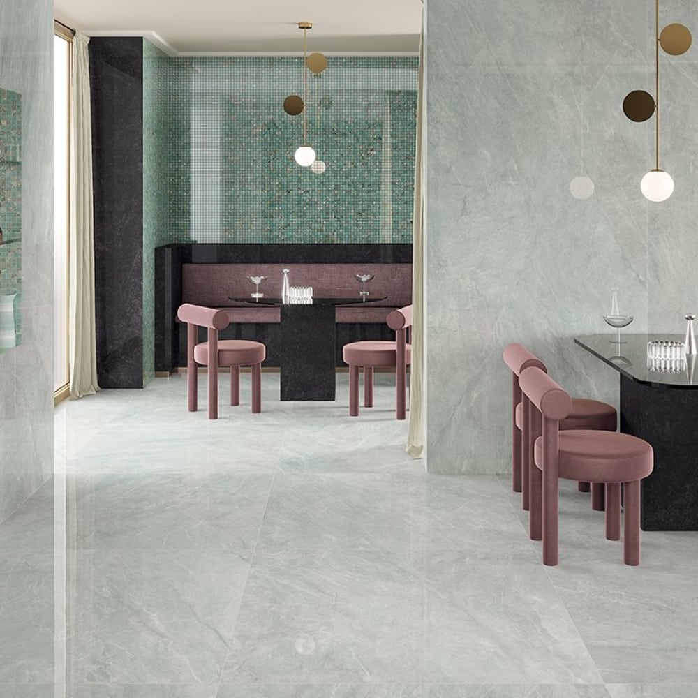 FOYER ROYAL .CHIC